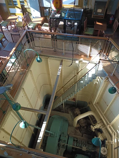 Colectivo Coffee Lakefront photo 2