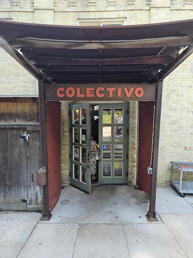 Colectivo Coffee Lakefront photo 1